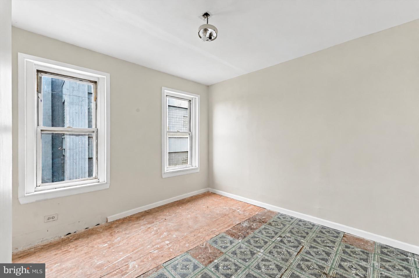 2712 N Orianna Property Photo 13