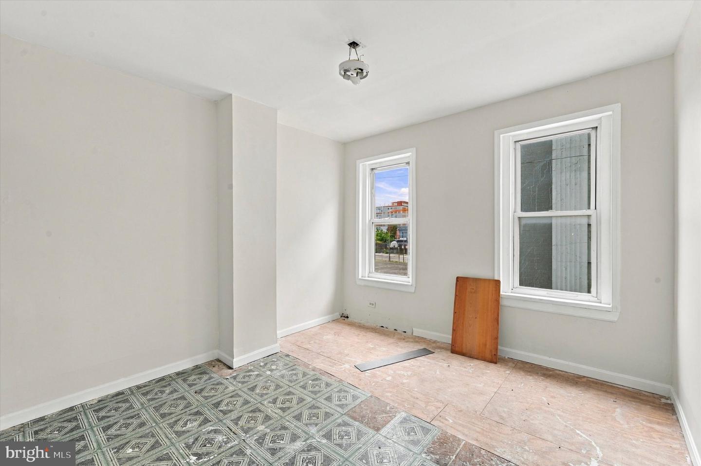 2712 N Orianna Property Photo 14