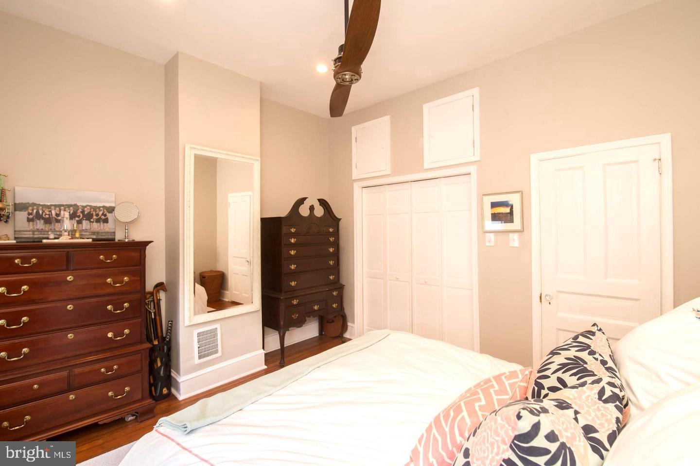 2615 Folsom St Property Photo 16