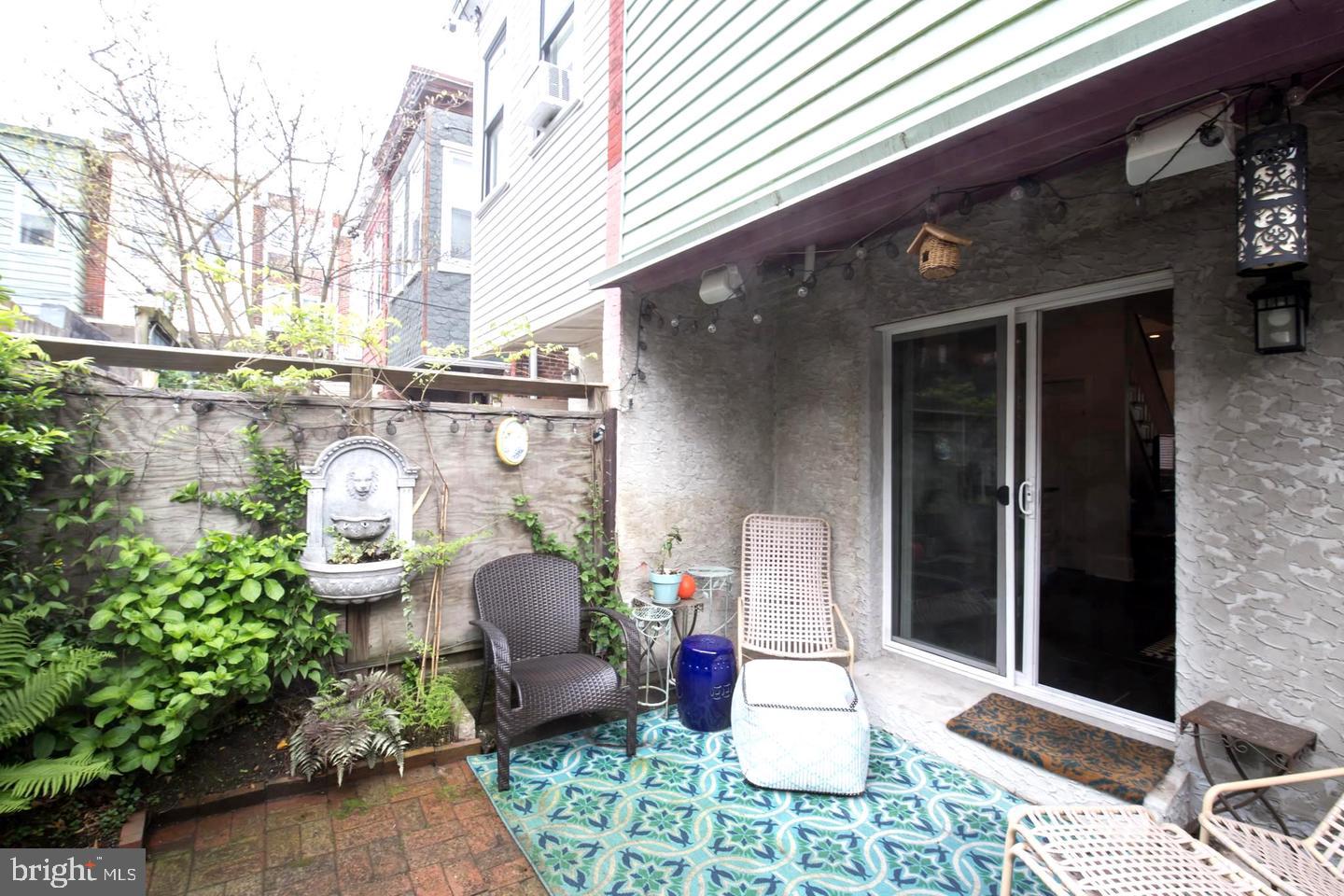 2615 Folsom St Property Photo 23