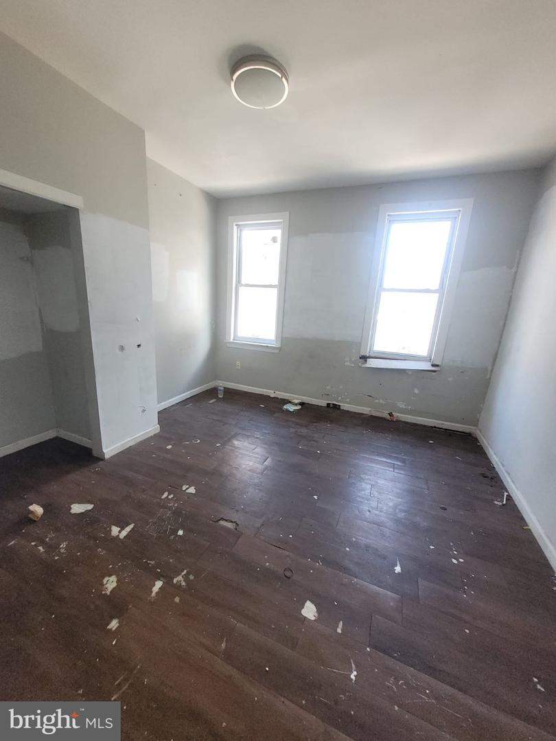 1865 N Marston St Property Photo 6