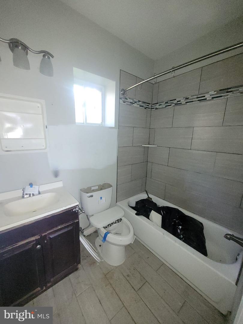 1865 N Marston St Property Photo 9