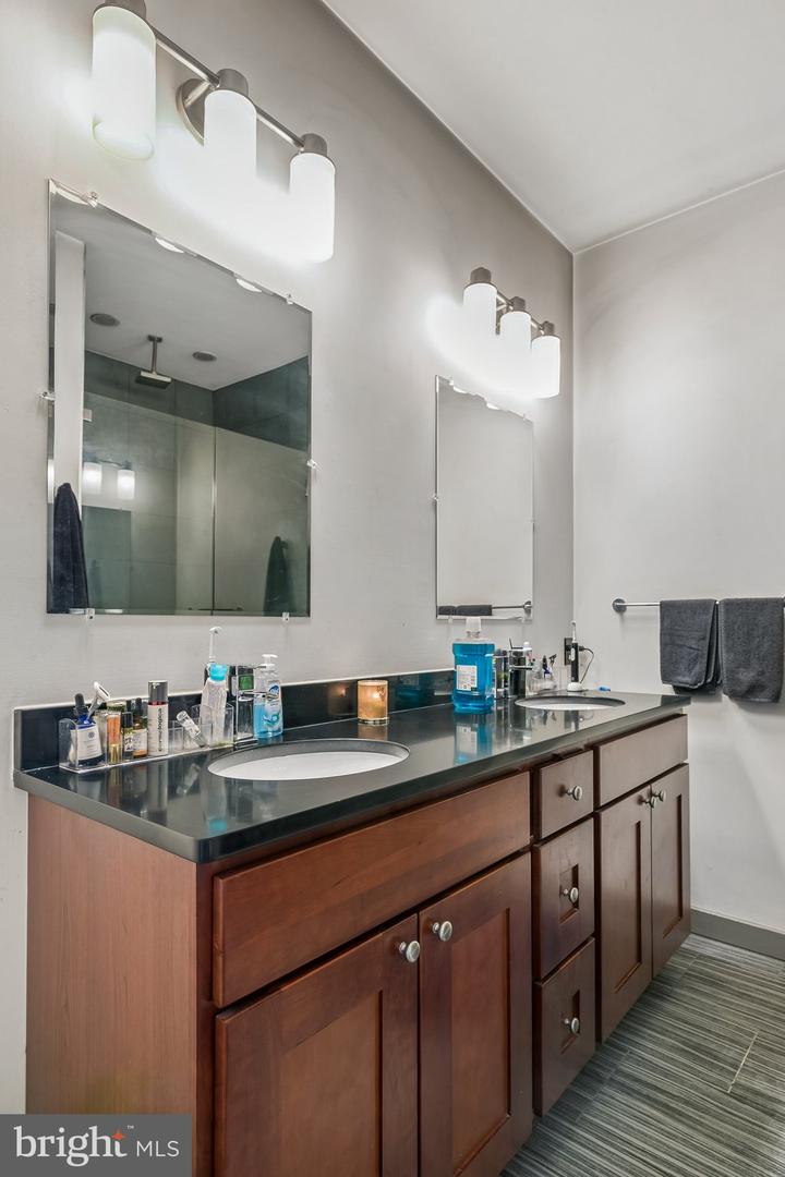 2311 E Gordon St Property Photo 17