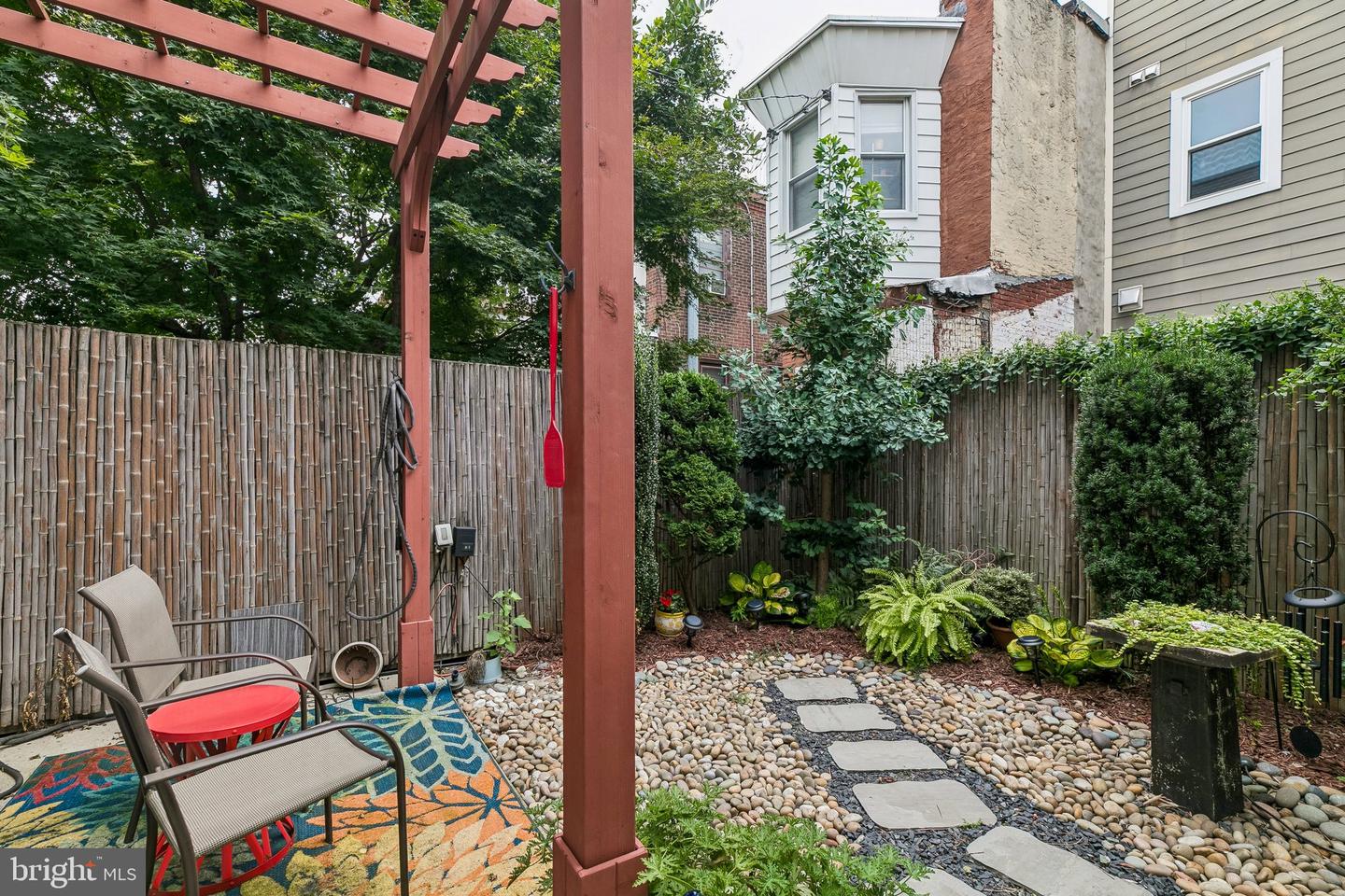 2311 E Gordon St Property Photo 28