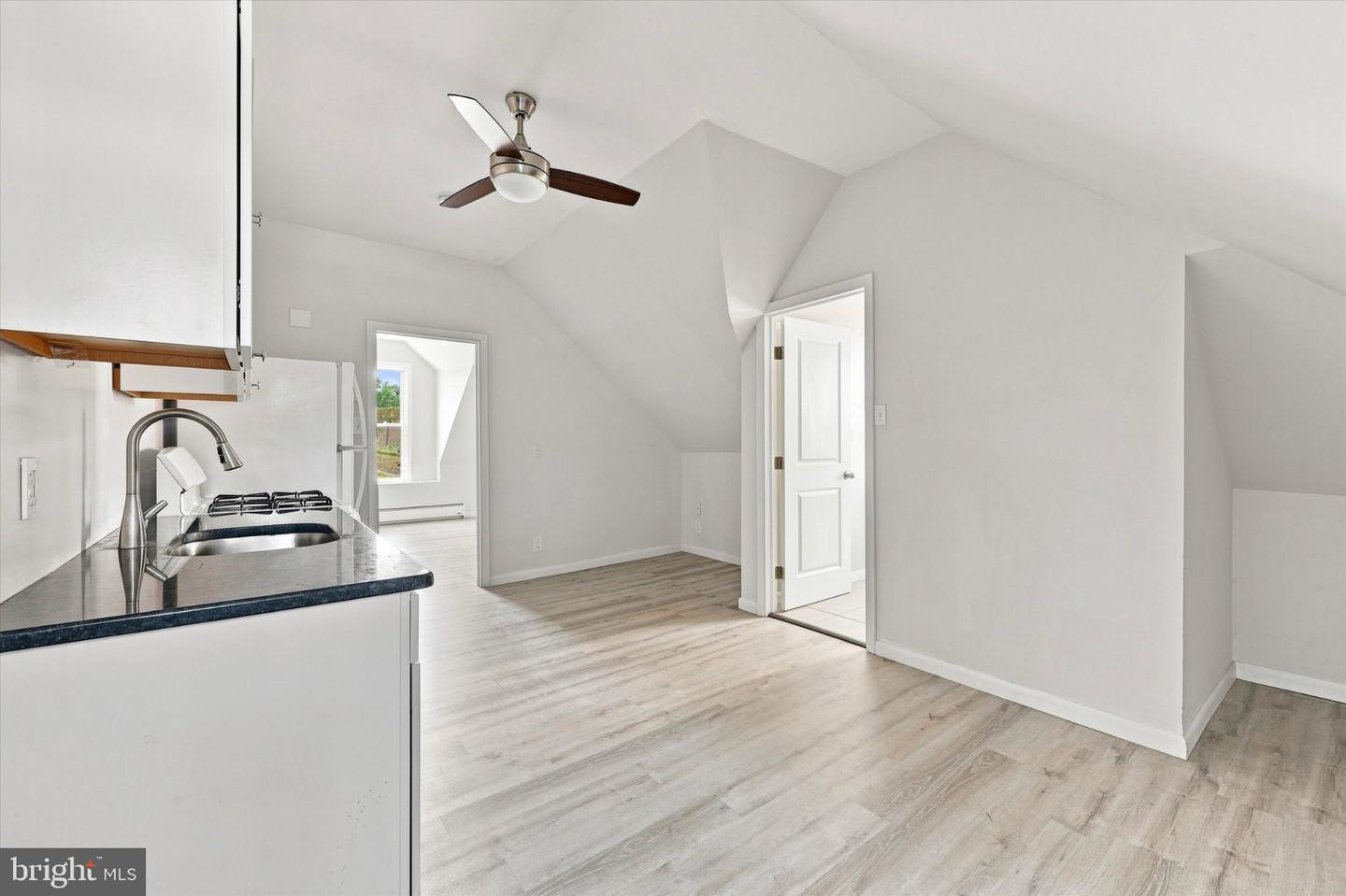 1219 S 46th St #3 Property Photo 4