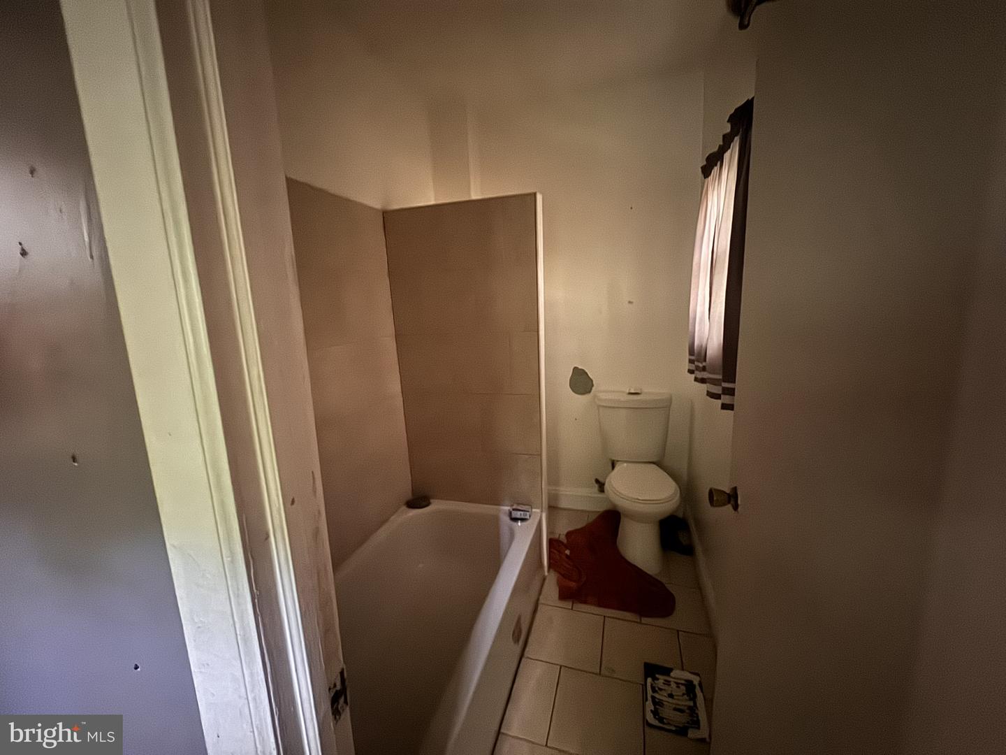 4141 Cambridge Property Photo 9