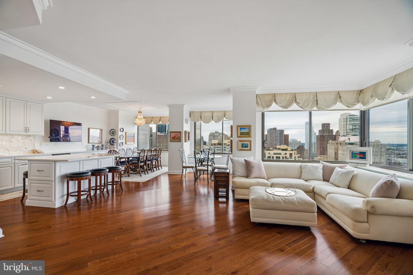 202-10 W Rittenhouse Sq #2506 Property Photo 1