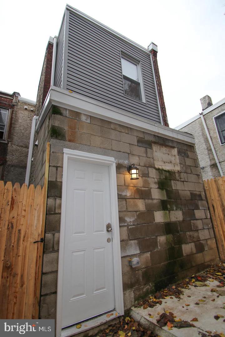 5136 Walnut St Property Photo 16