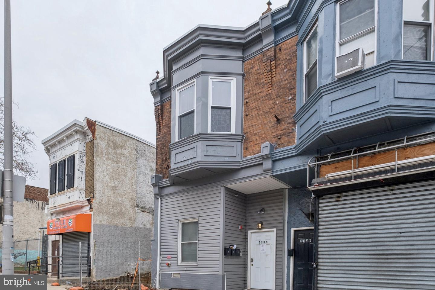 5136 Walnut St Property Photo 18