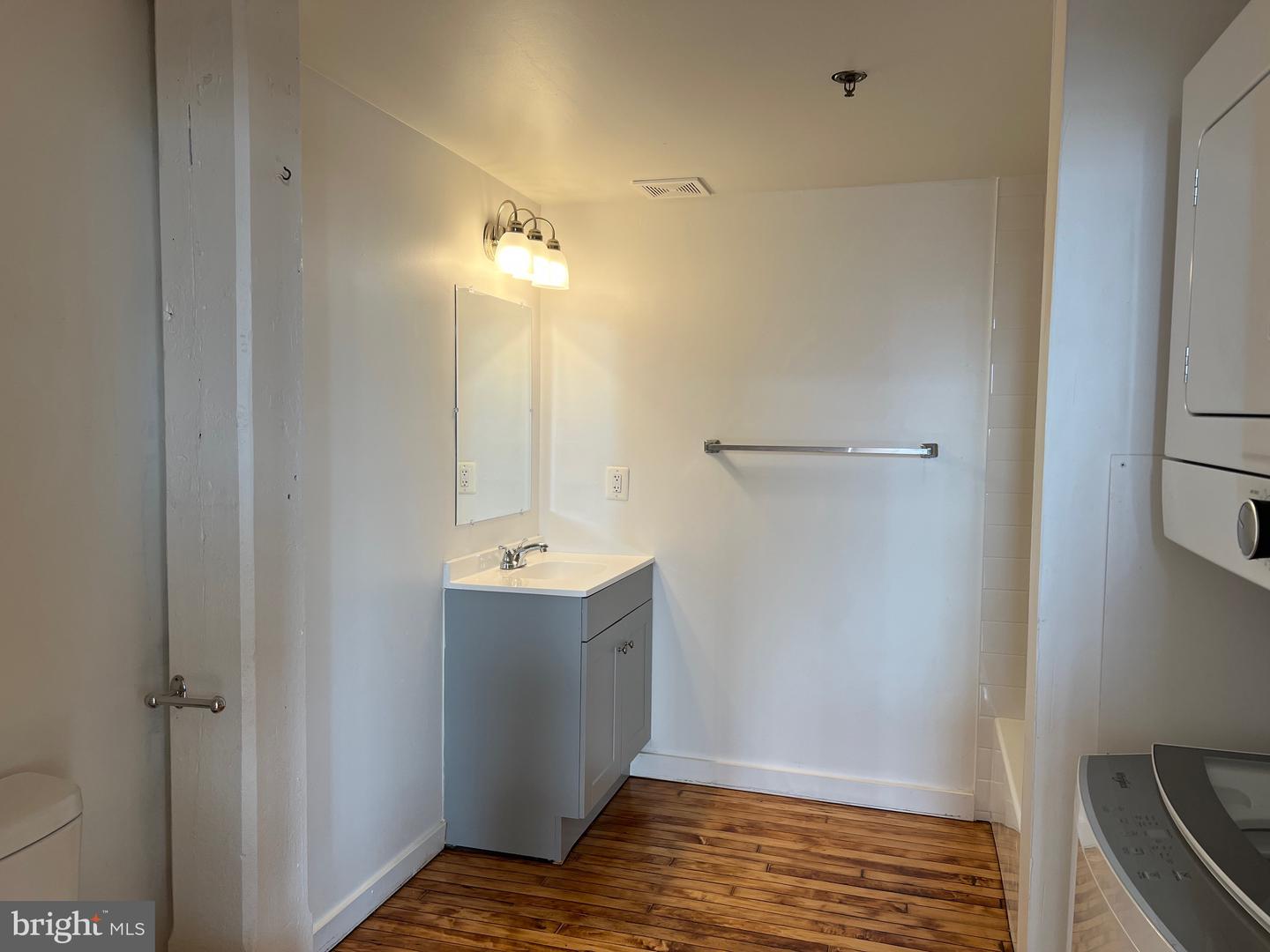 429-n 13th St #6i Property Photo 8