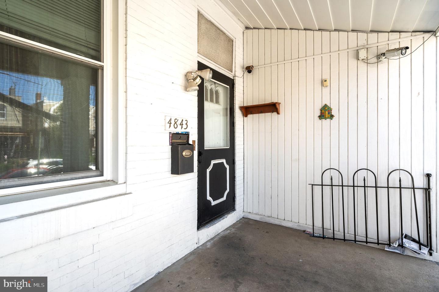 4843 A St Property Photo 2