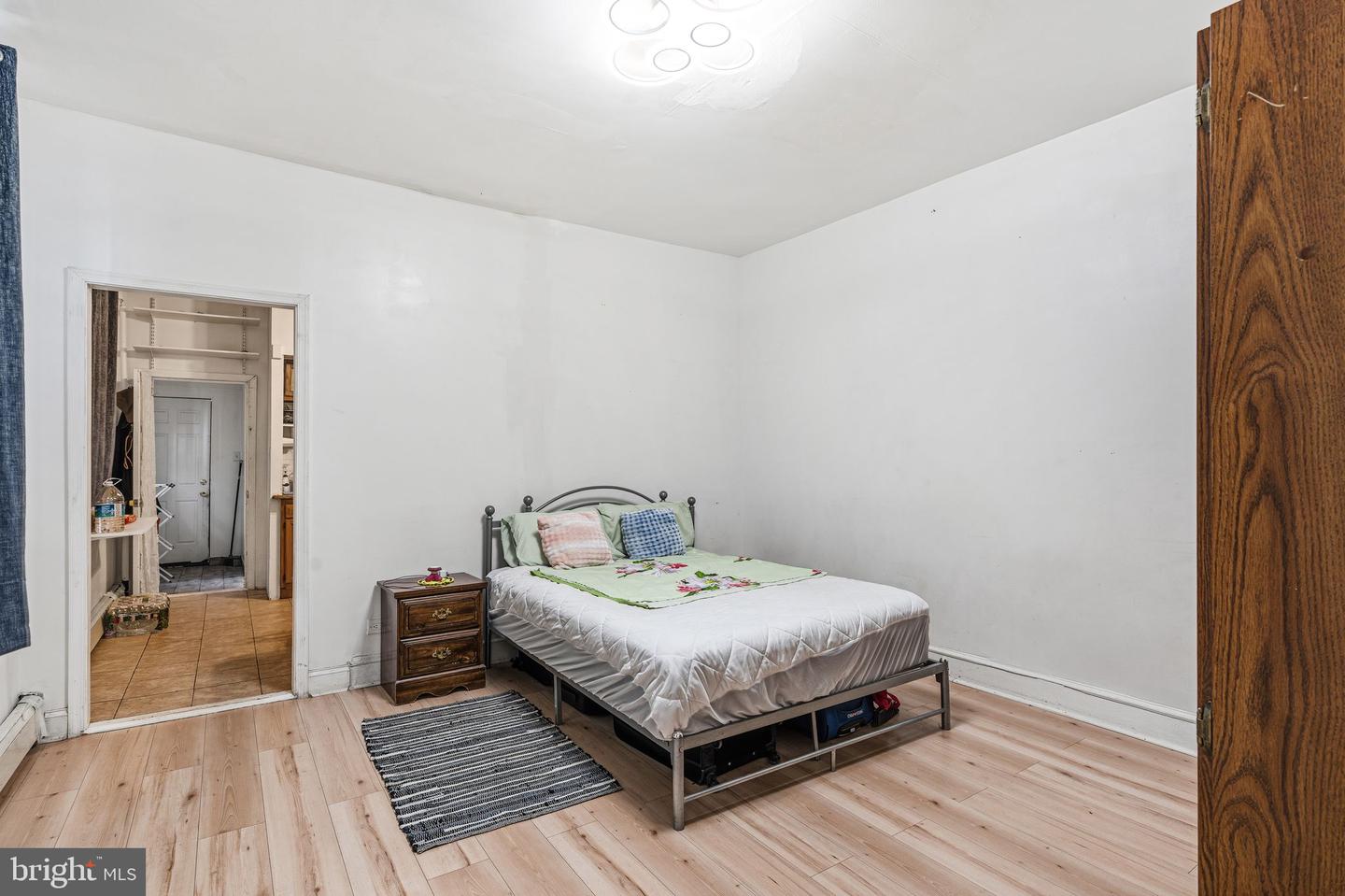 4843 A St Property Photo 5
