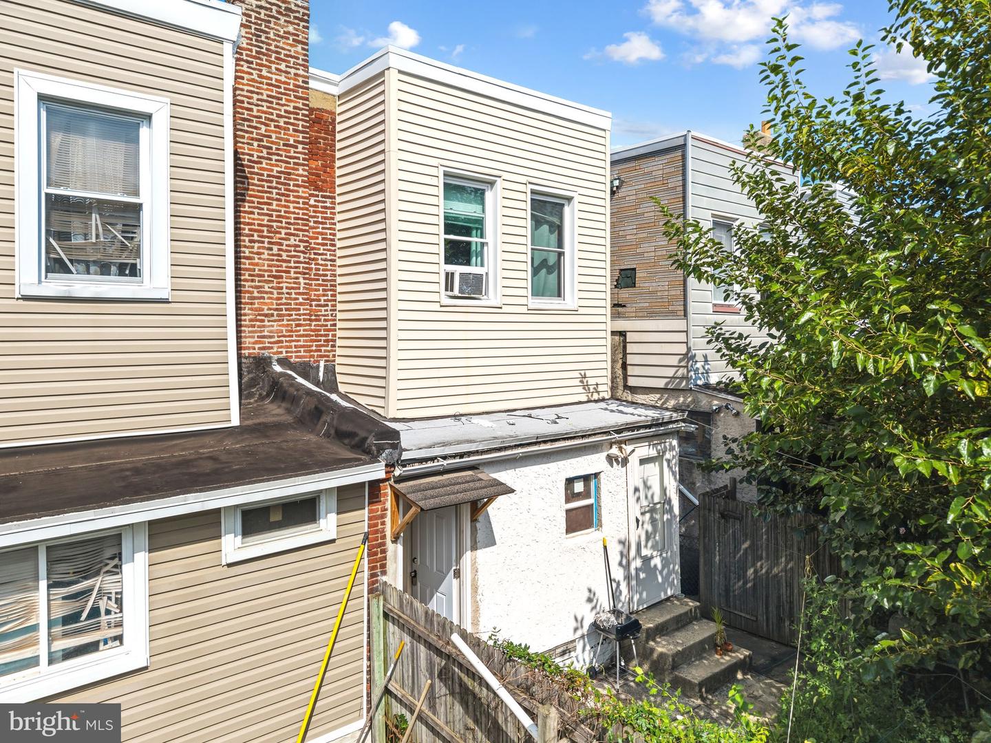4843 A St Property Photo 17