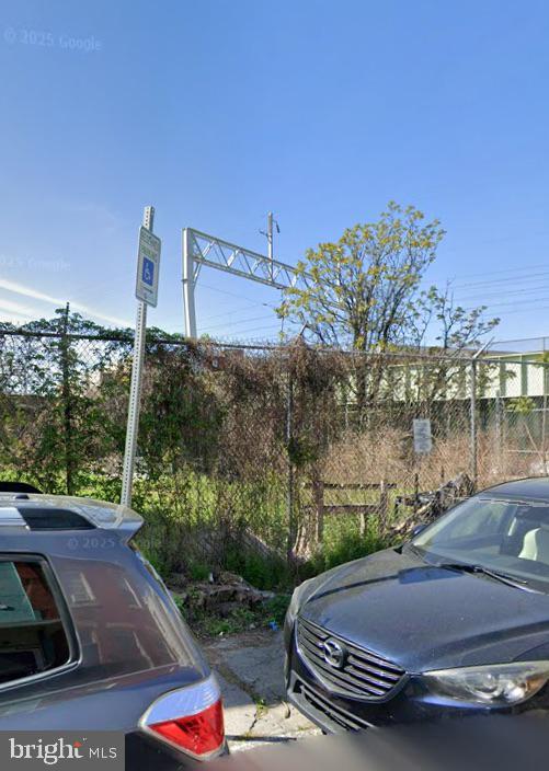 938 EDGLEY ST Property Photo 1