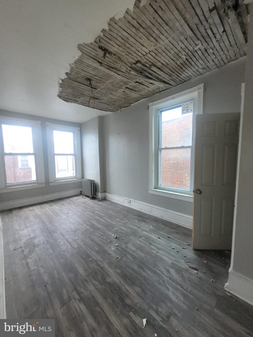 340 N Wilton St Property Photo 14