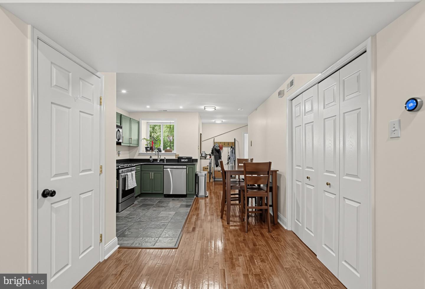 1219 N Randolph St #3f Property Photo 6