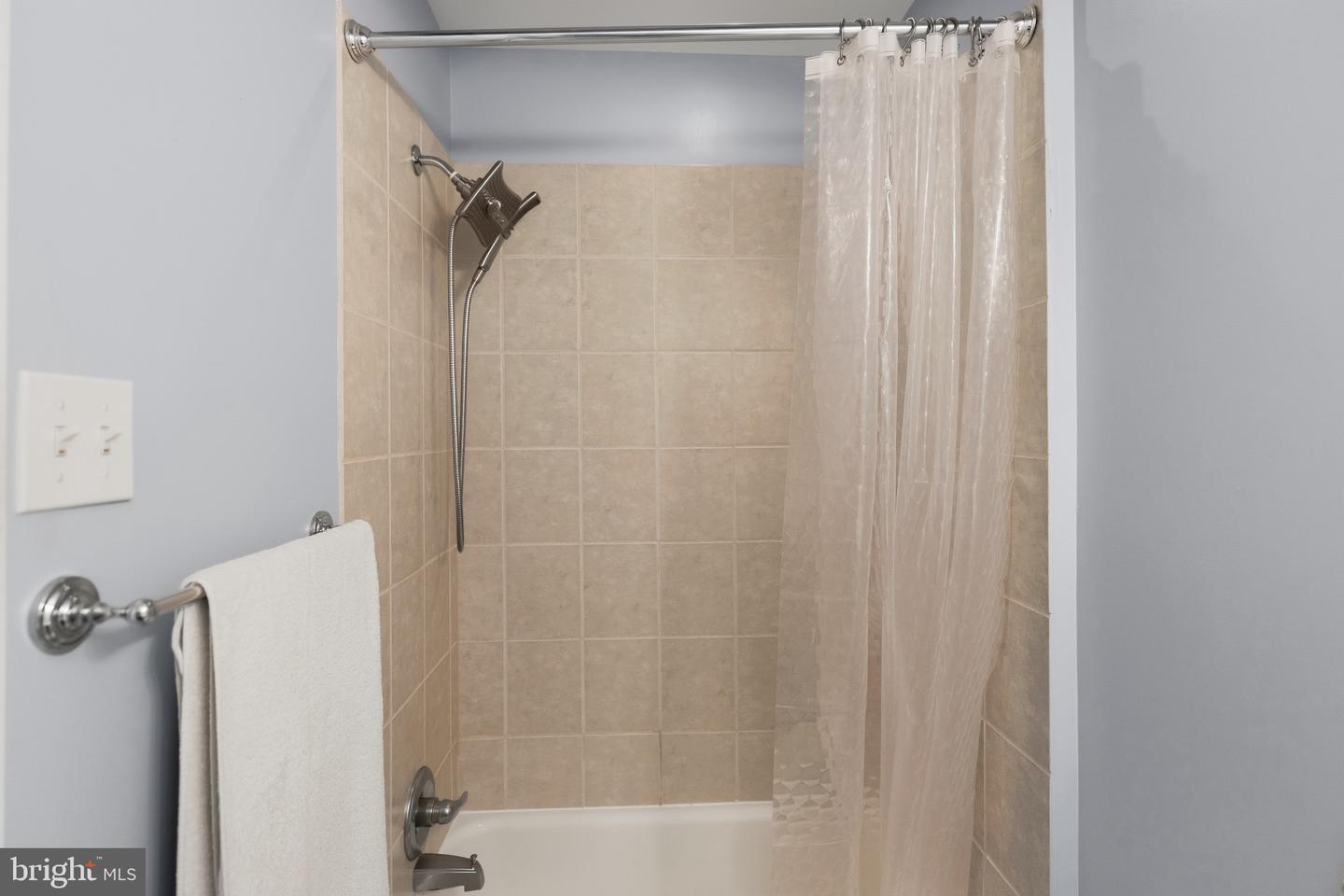 1219 N Randolph St #3f Property Photo 7