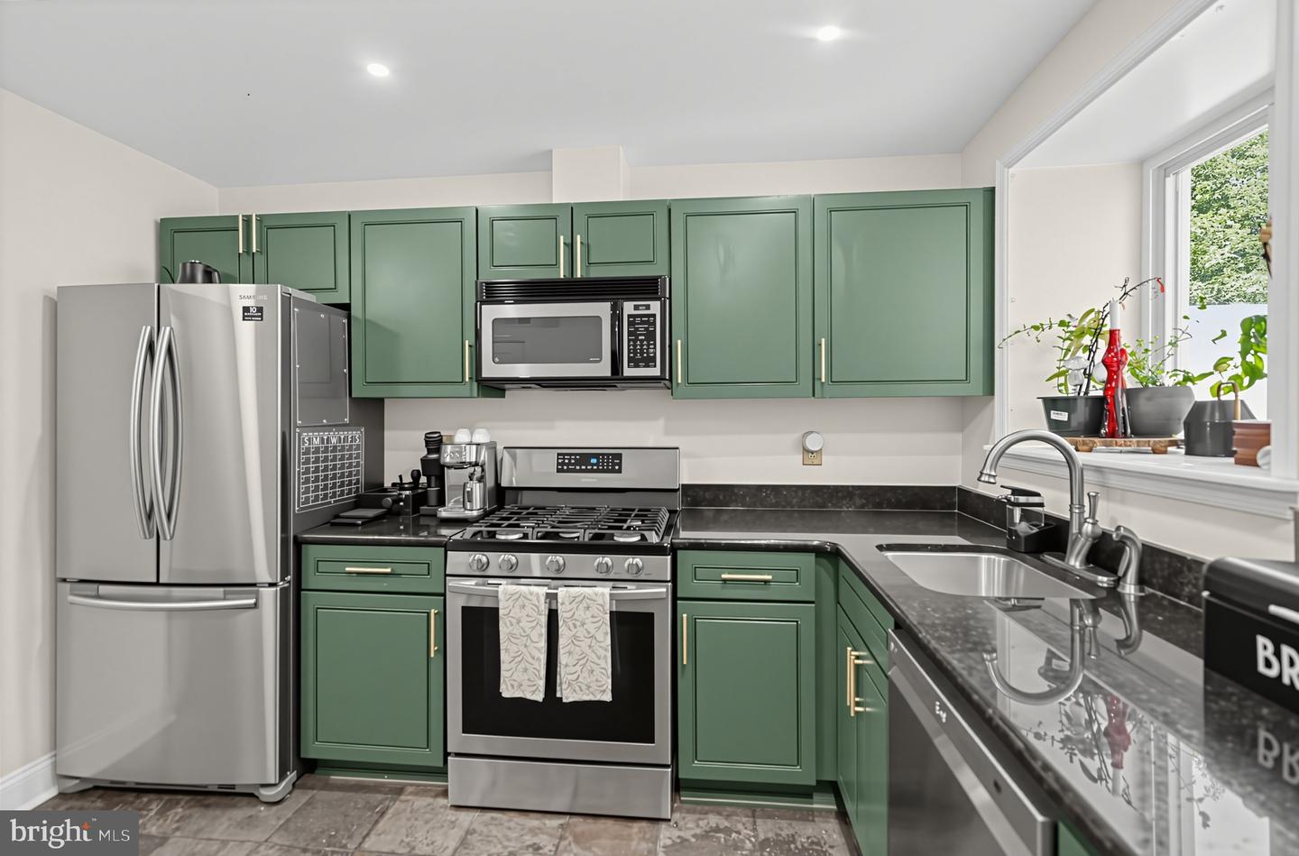 1219 N Randolph St #3f Property Photo 10