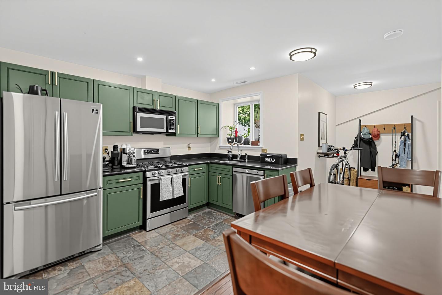 1219 N Randolph St #3f Property Photo 13