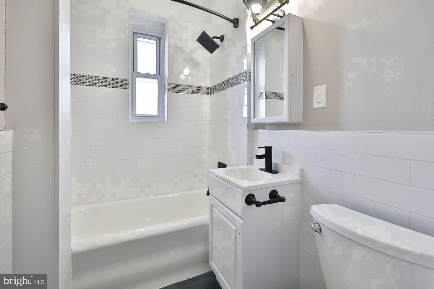 4247 Locust St #607 Property Photo 33