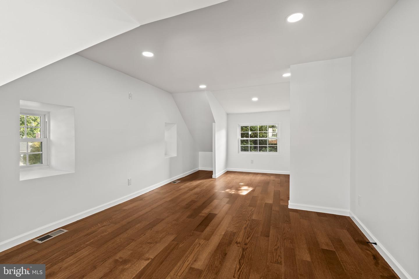 1002 66th Ave Property Photo 44