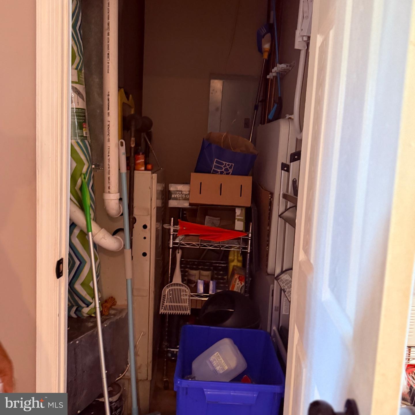 1642-44-44 Ridge Ave Property Photo 16
