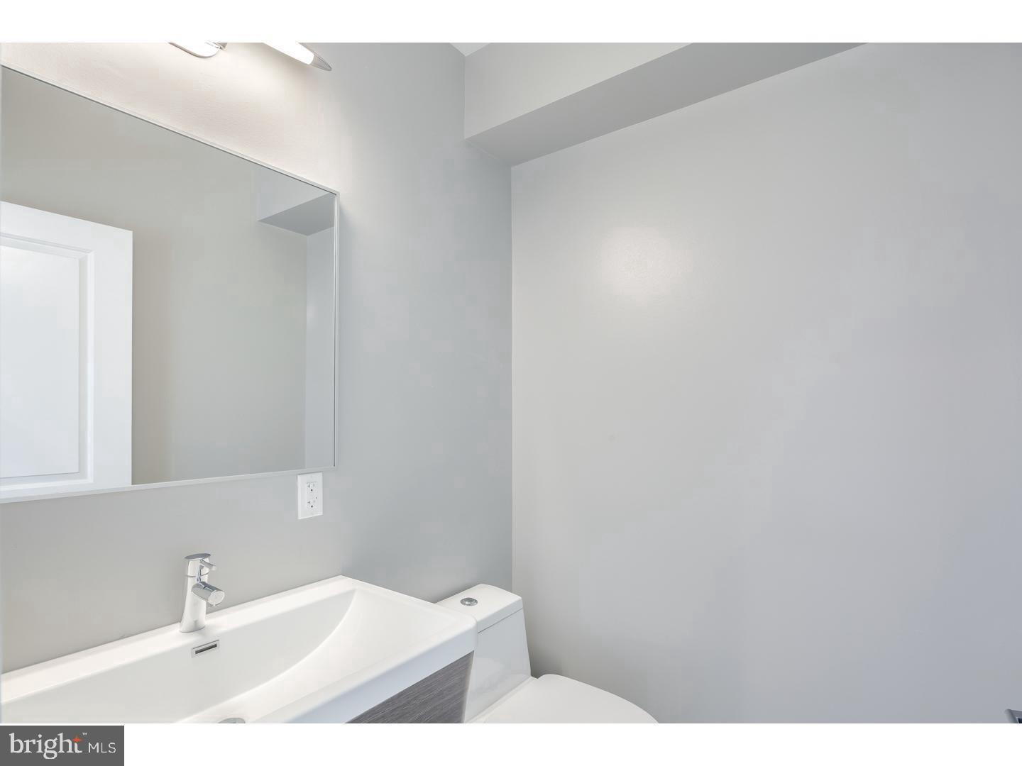 910 N 16th St #c Property Photo 10