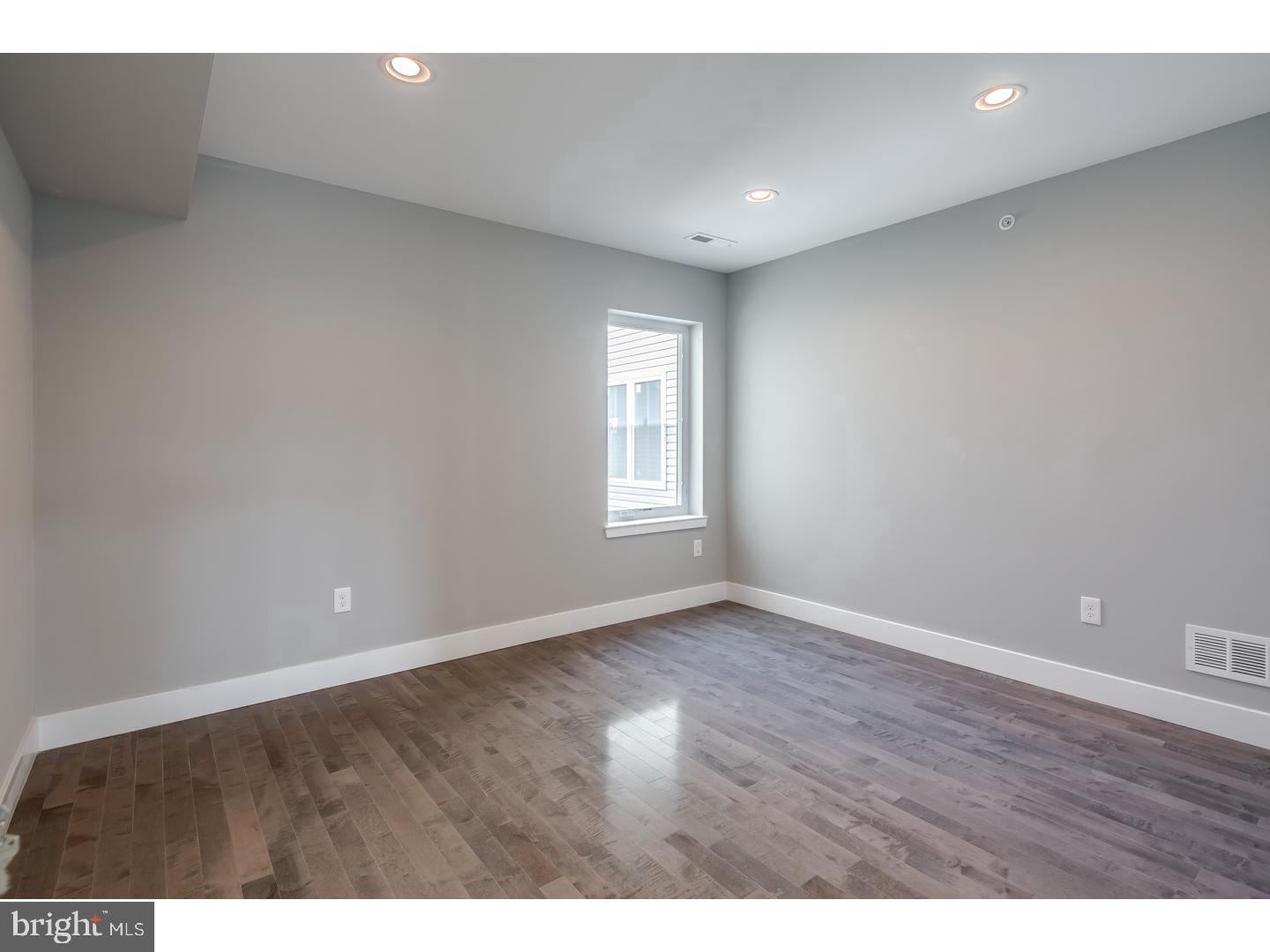 910 N 16th St #c Property Photo 12