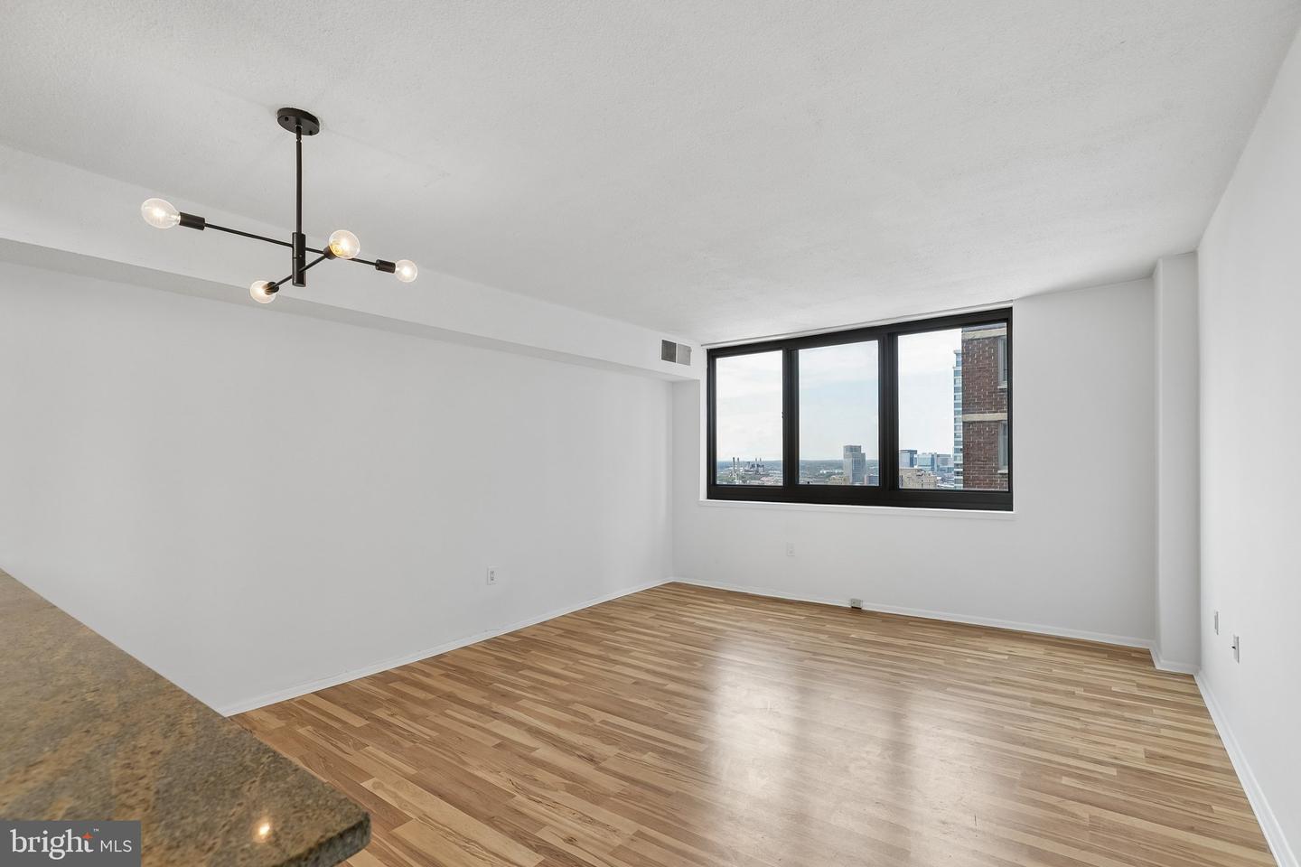 1420 Locust St #23h Property Photo 2