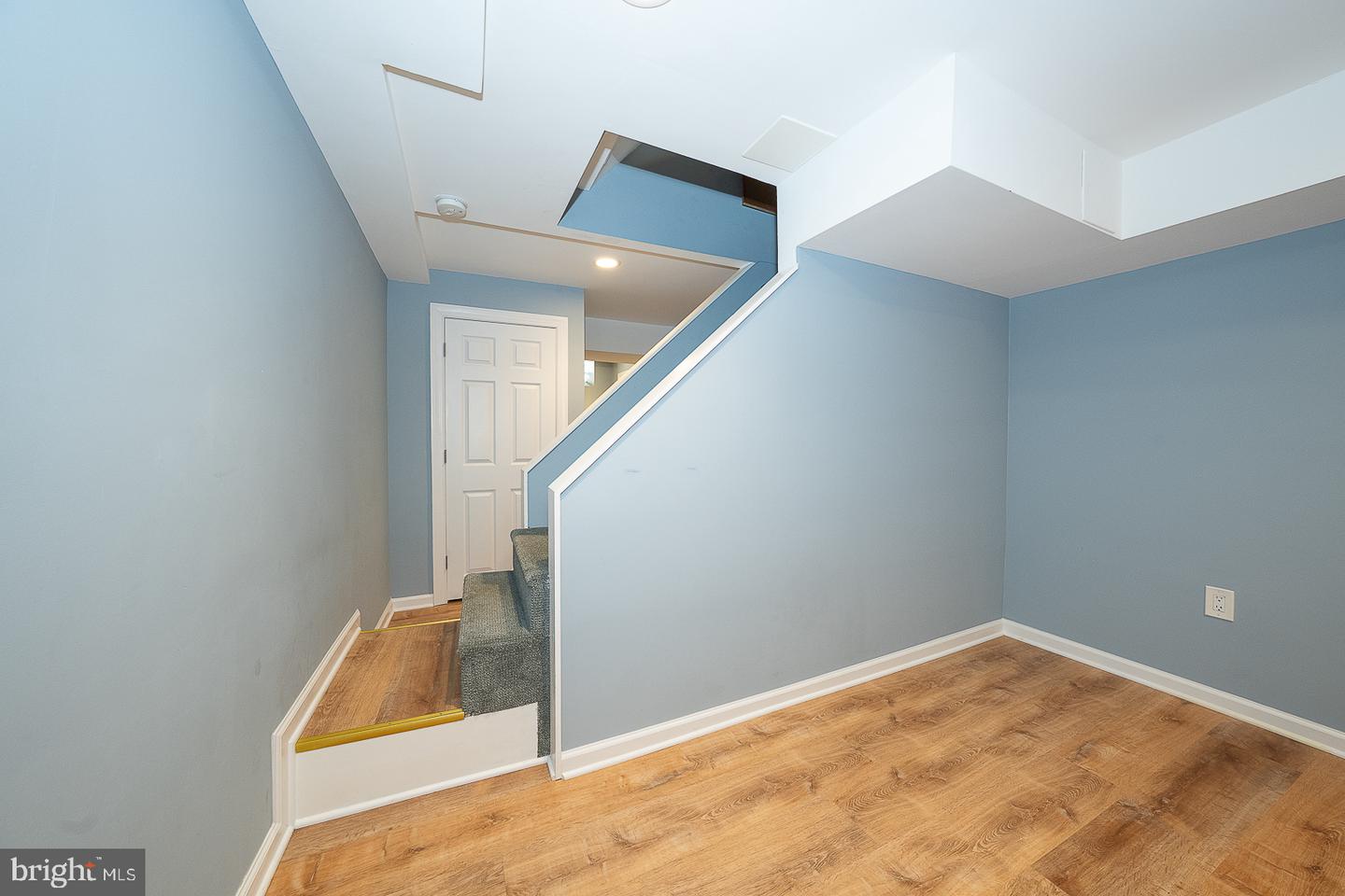 1608 Bainbridge St Property Photo 25