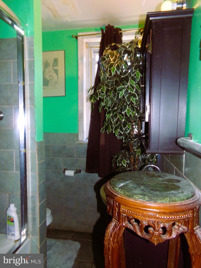 5454 Tackawanna St Property Photo 30