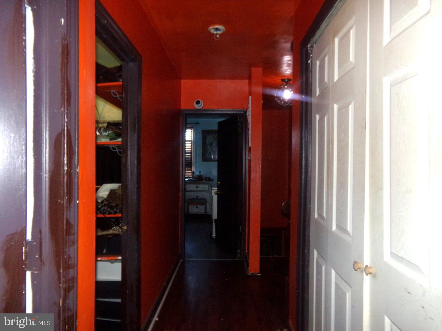 5454 Tackawanna St Property Photo 31