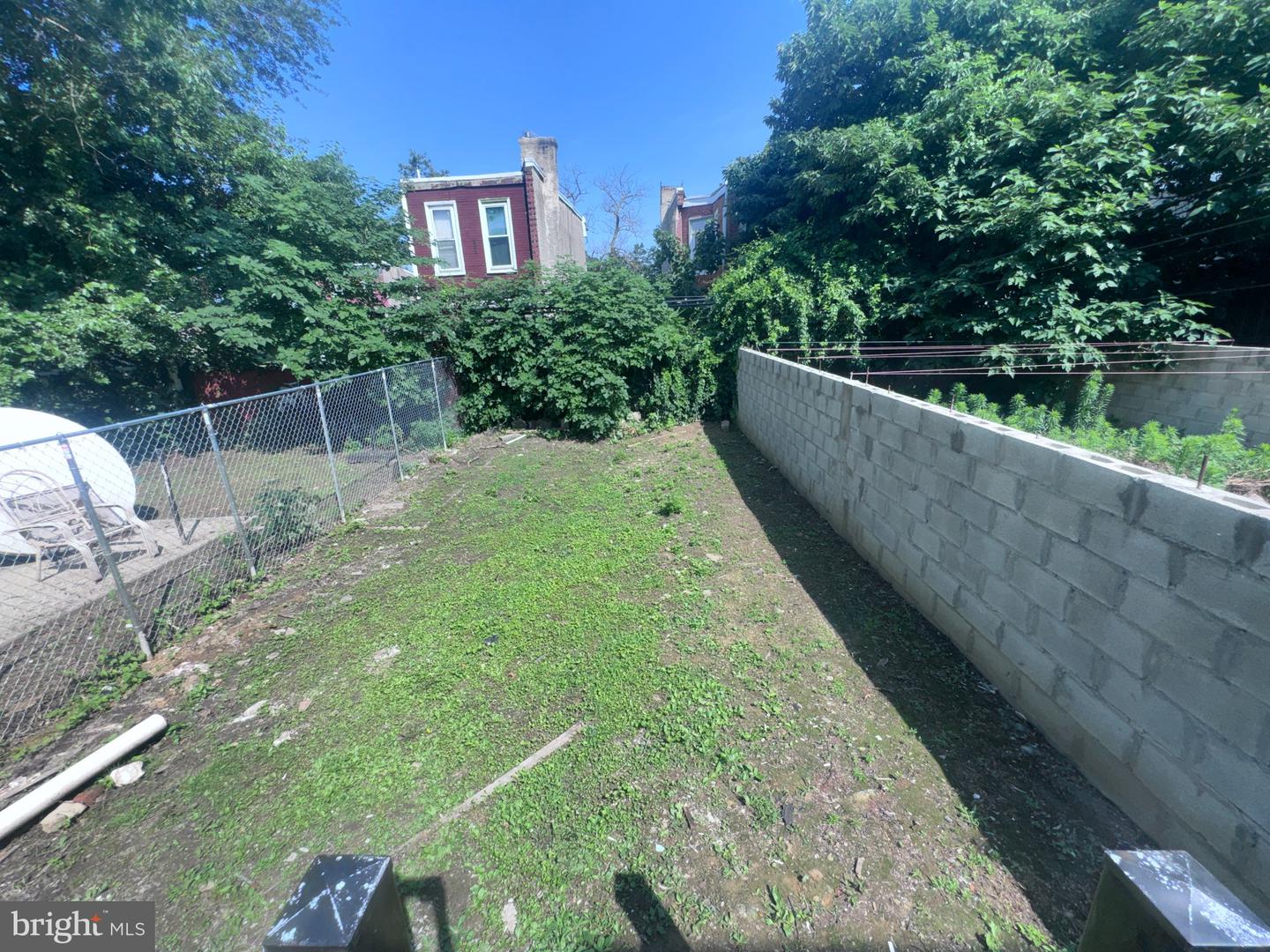 6053 Greenway Ave Property Photo 6