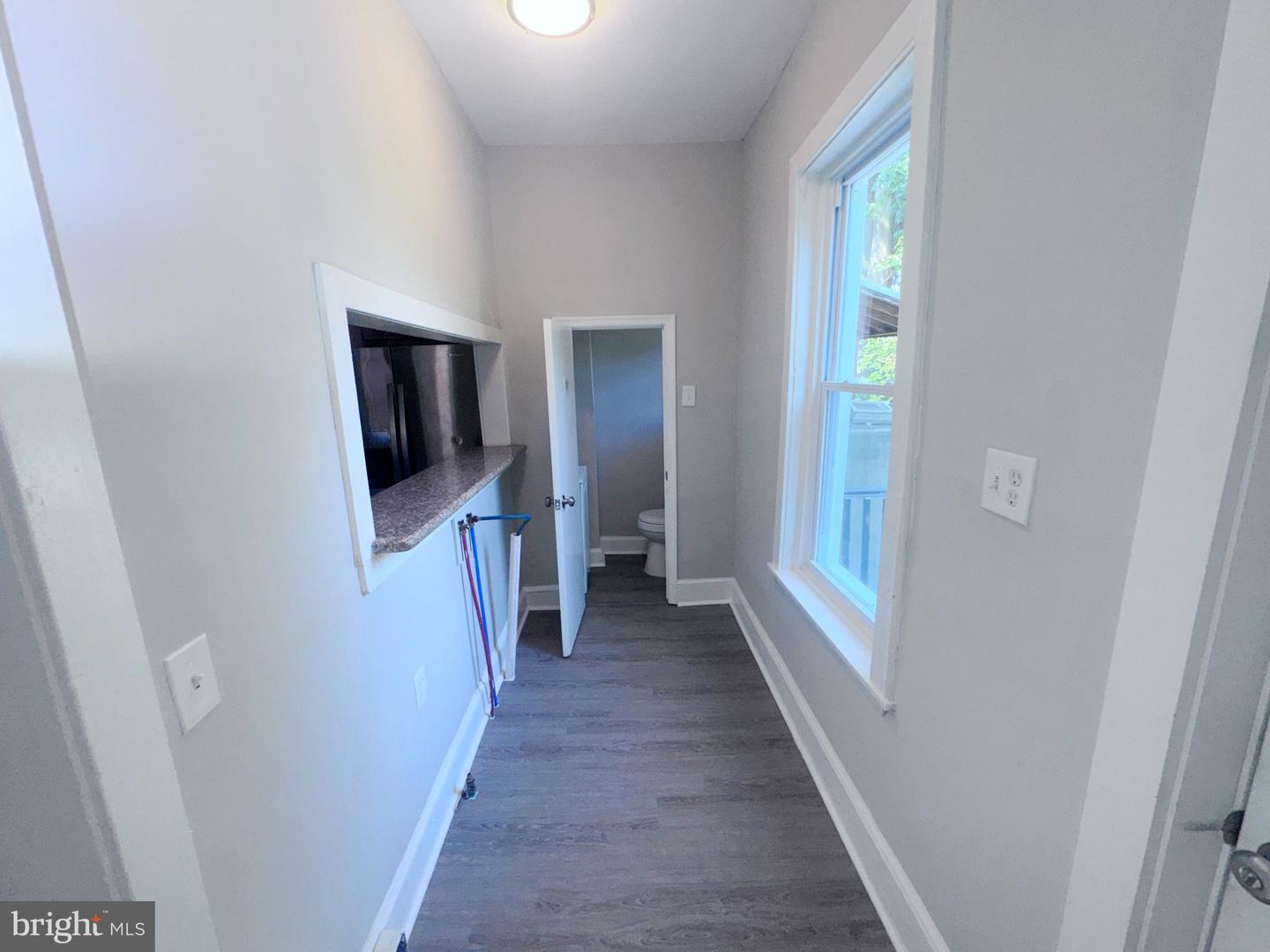 6053 Greenway Ave Property Photo 12