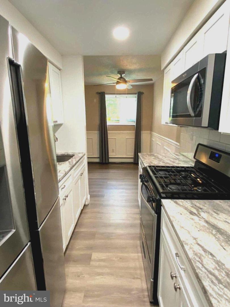 110 Byberry Rd #e2 Property Photo 5