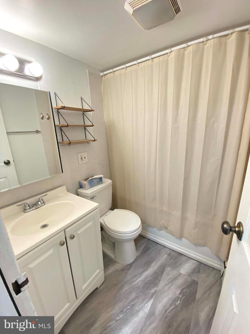 110 Byberry Rd #e2 Property Photo 11