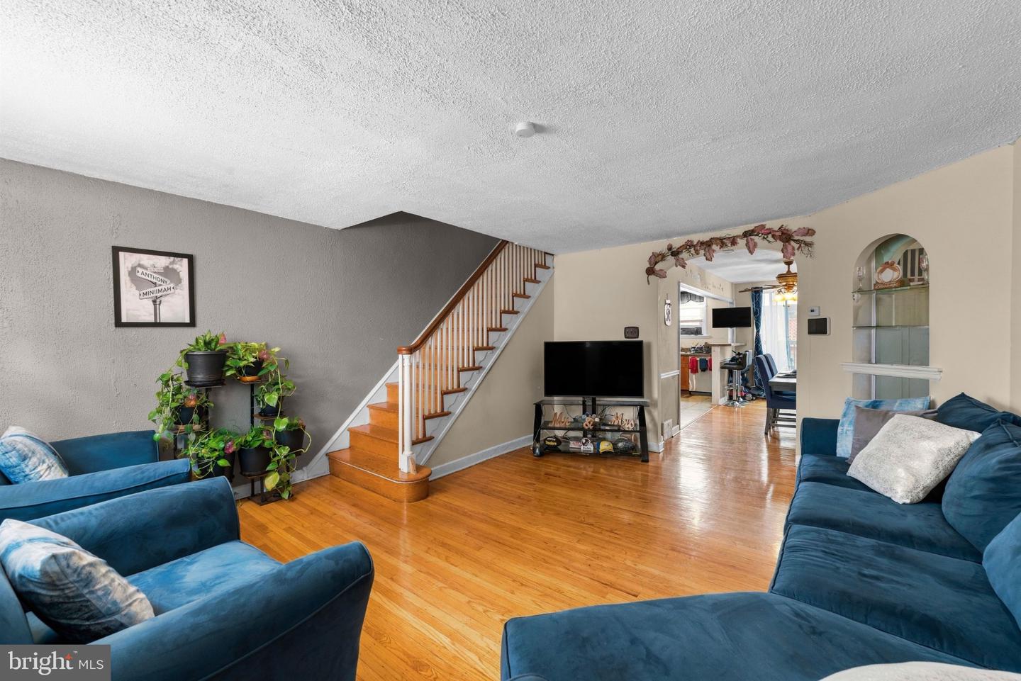 1179 E Dorset St Property Photo 7