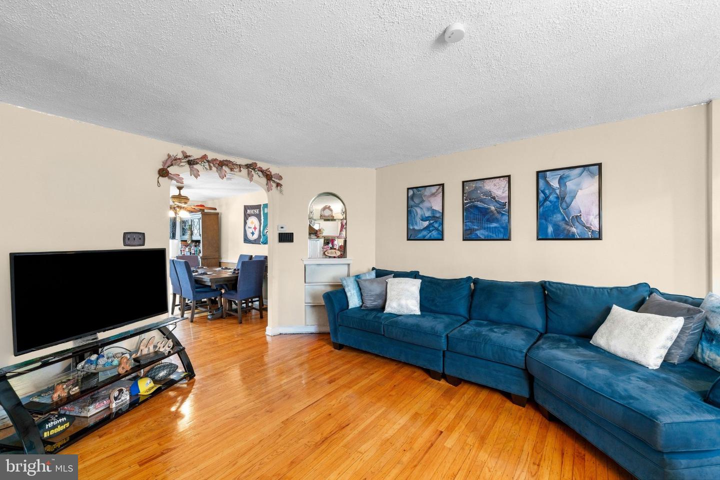 1179 E Dorset St Property Photo 8
