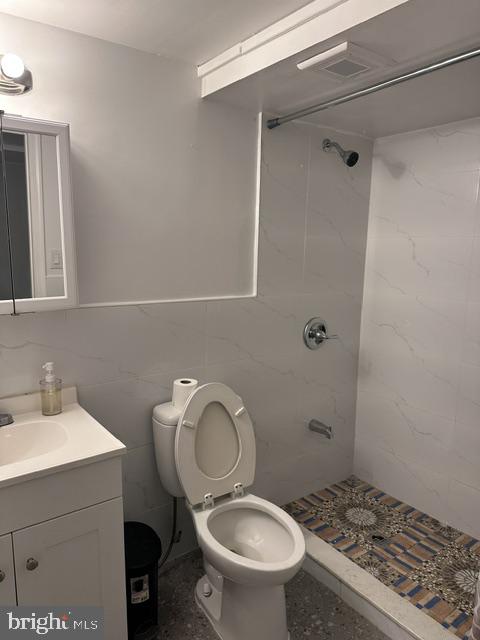 2816 Cottman Ave Property Photo 4