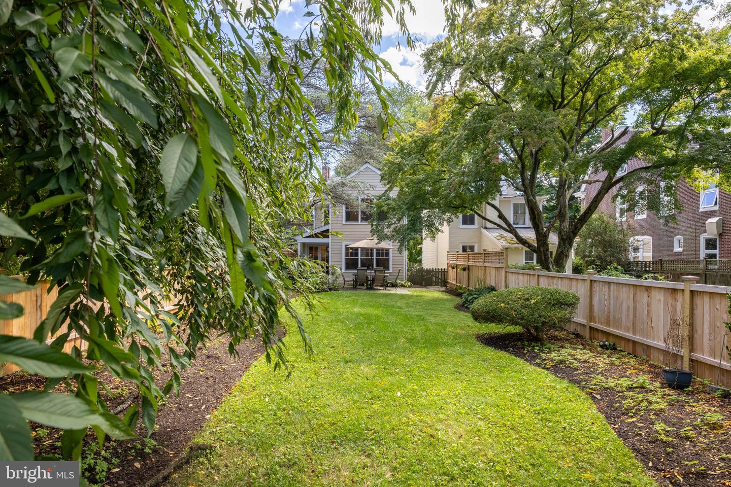 39 W Gravers Ln Property Photo 18