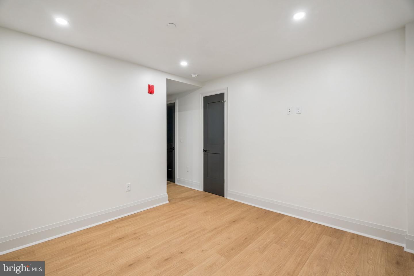 135 S 19th St #205 Property Photo 18