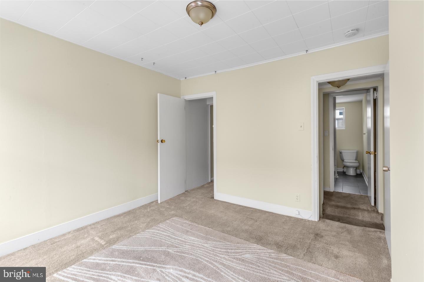 2033 E Letterly St Property Photo 11