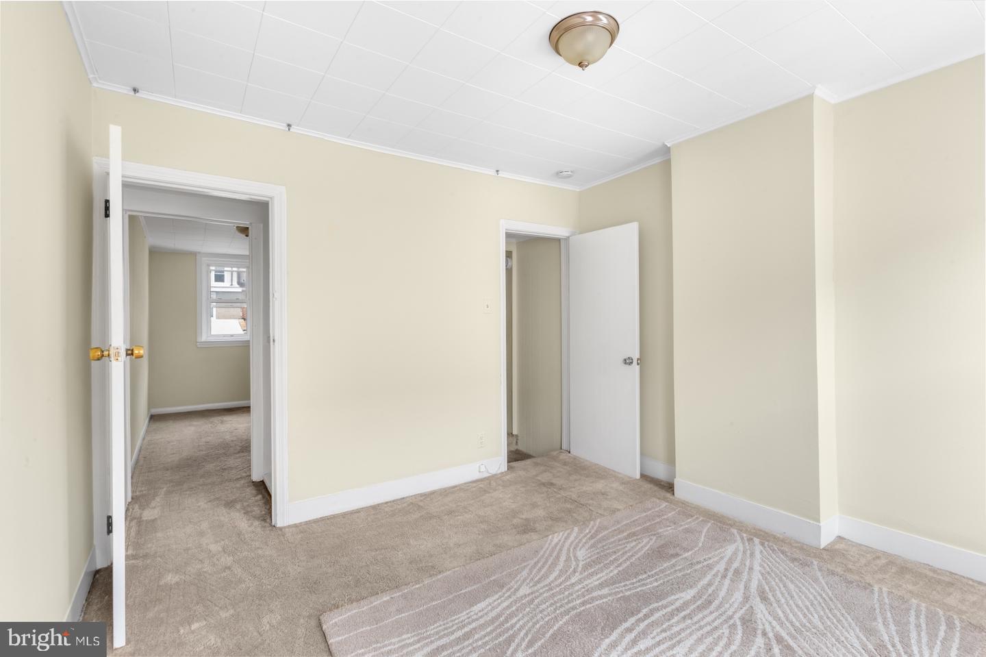 2033 E Letterly St Property Photo 12