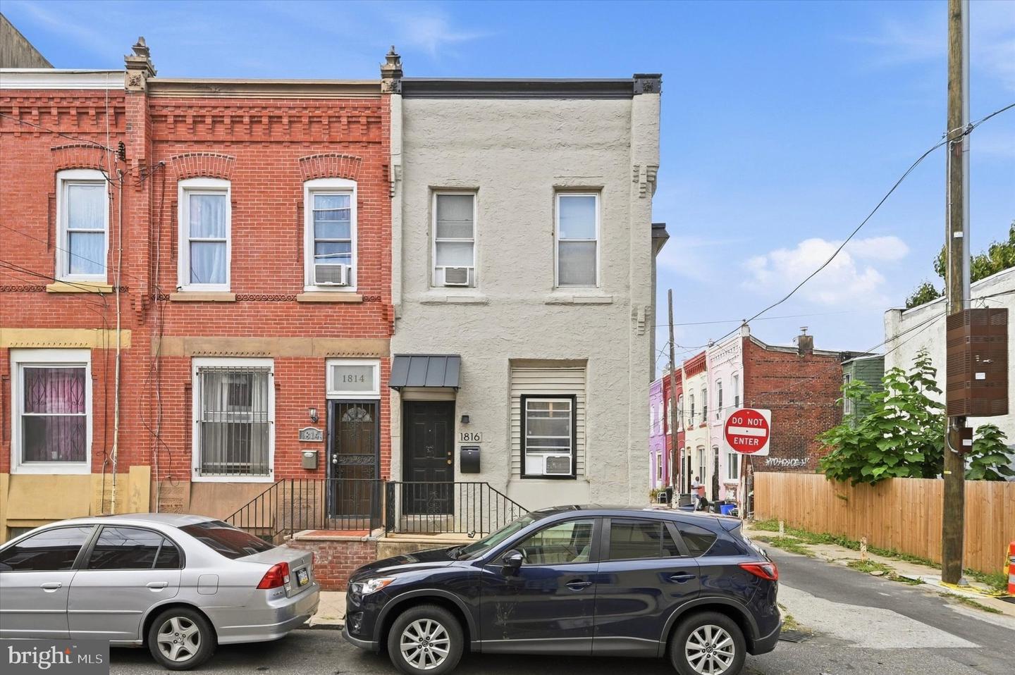 1816 N GRATZ ST Property Photo 1