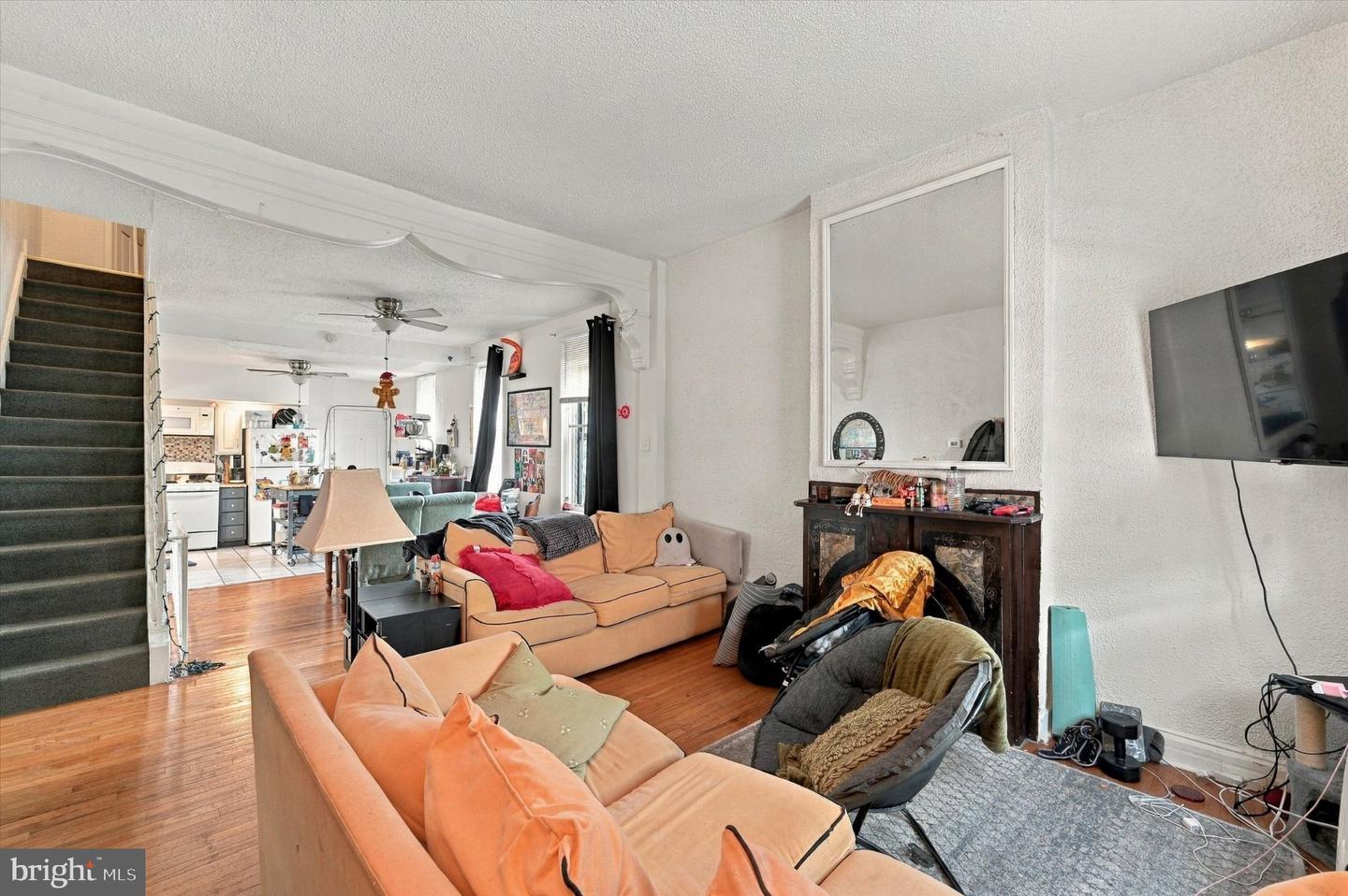 1816 N Gratz St Property Photo 4