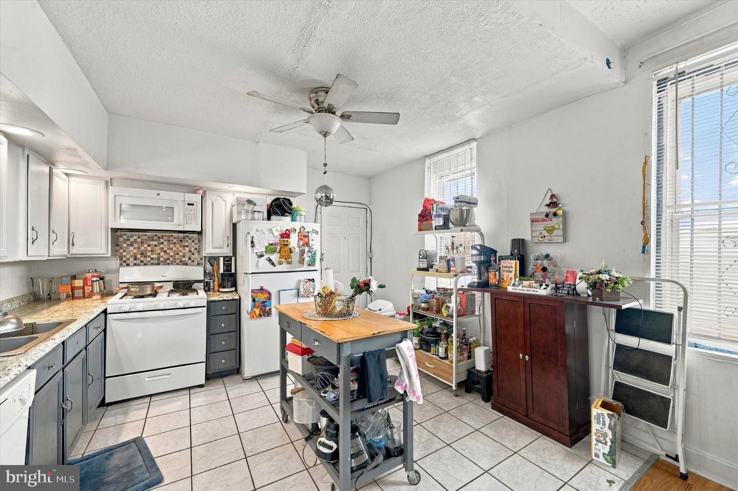 1816 N Gratz St Property Photo 9