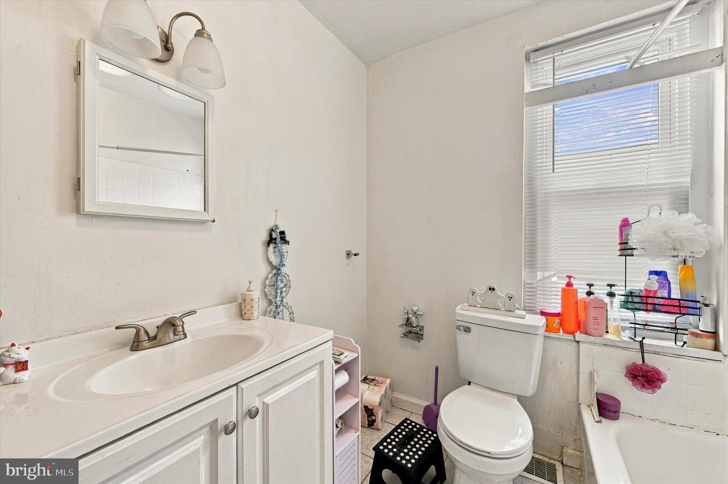 1816 N Gratz St Property Photo 12