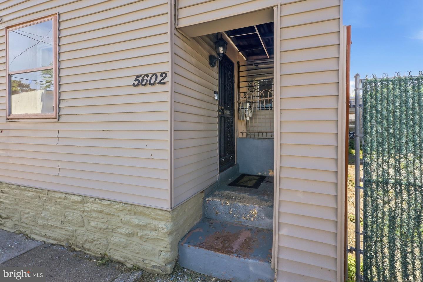 5602-08 Devon St Property Photo 29