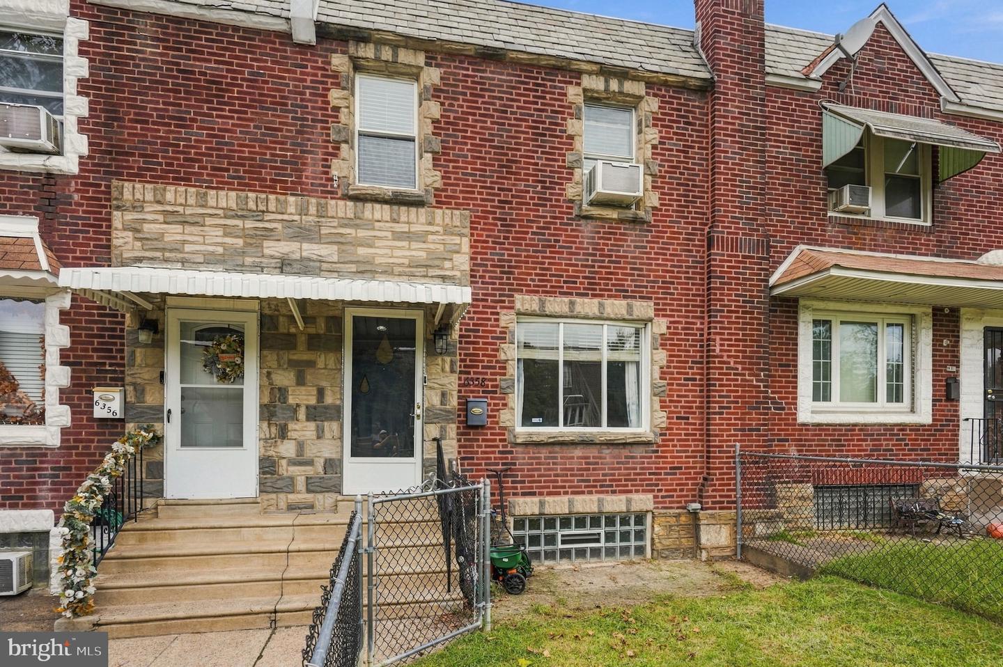 6358 Jackson St Property Photo 3