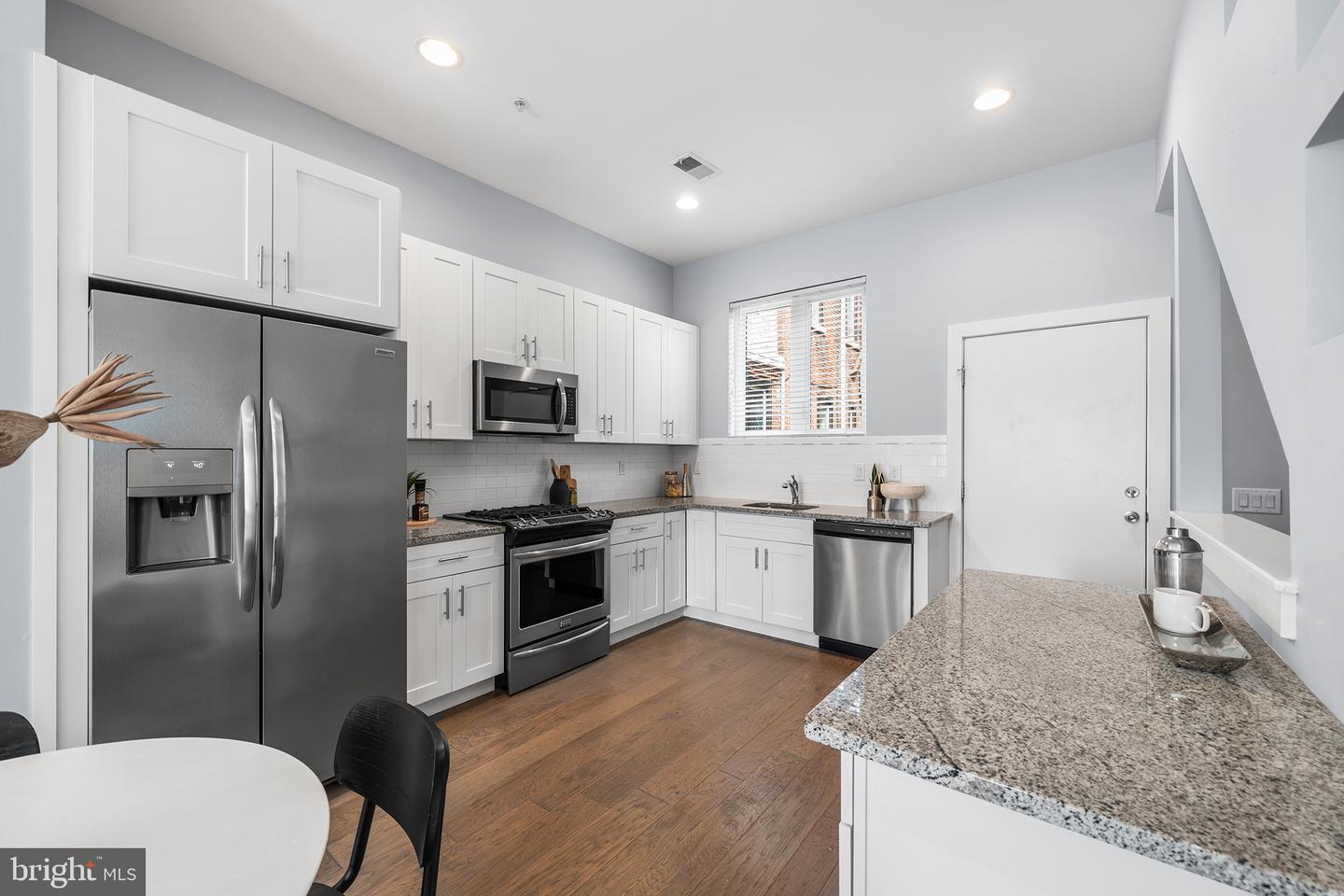 2107 E Arizona St Property Photo 10